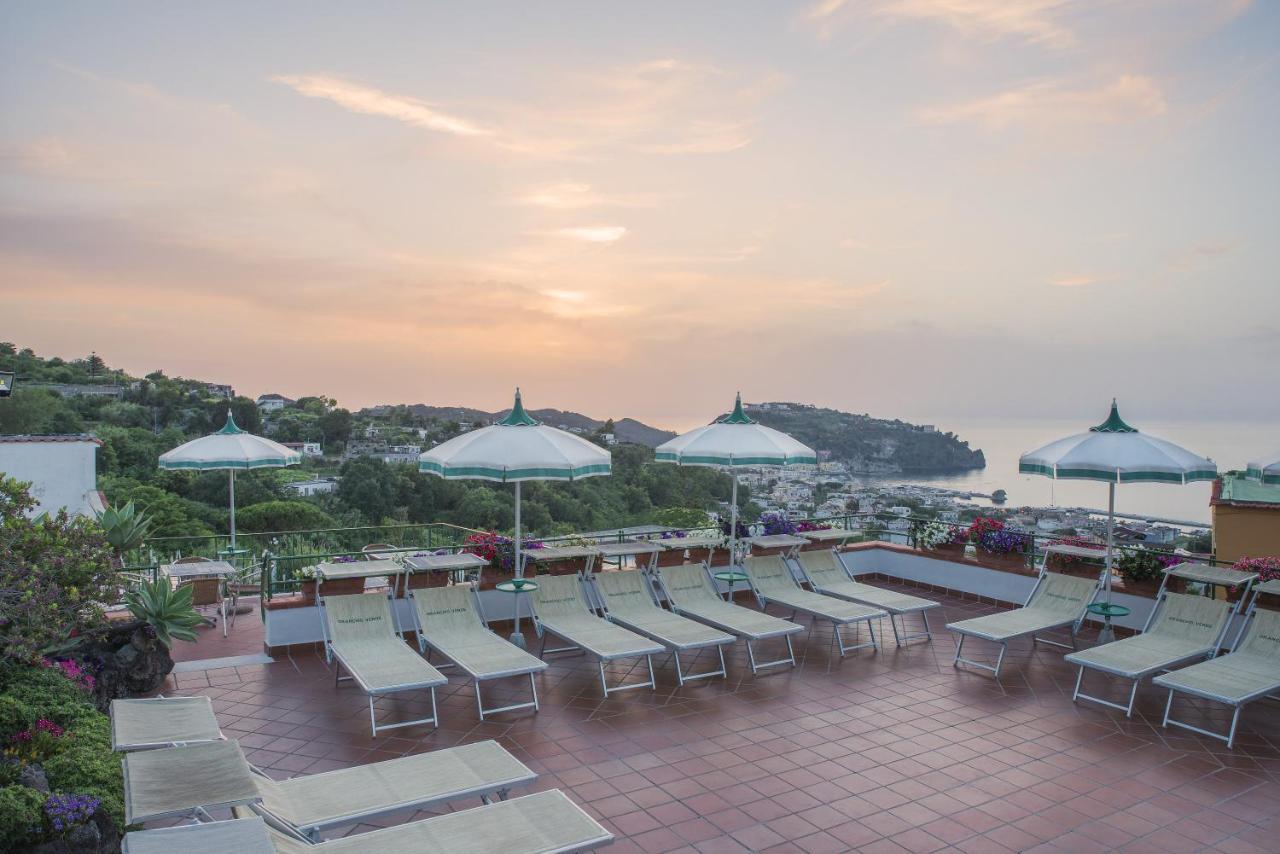 איסקיה Hotel Villa Sirena - Thermae & Spa מראה חיצוני תמונה