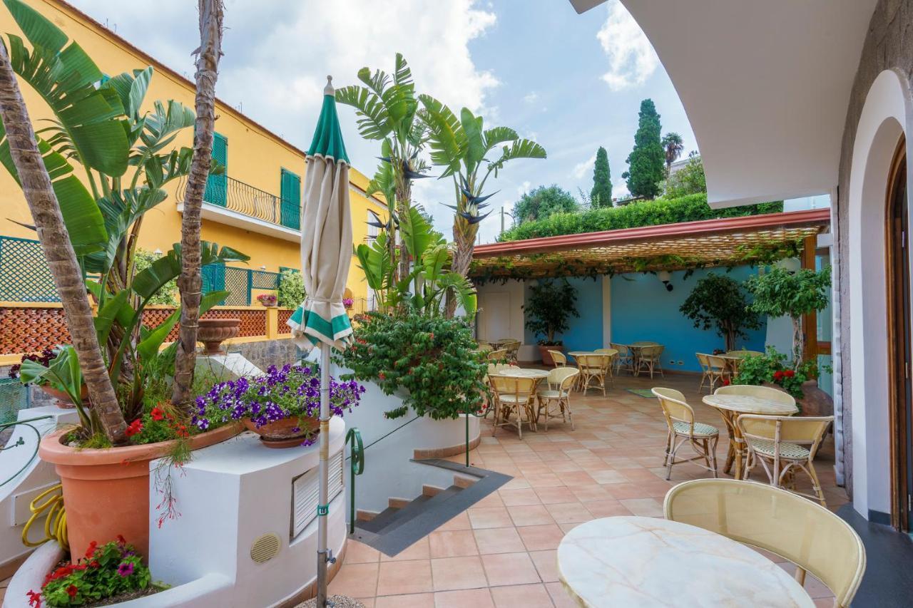 איסקיה Hotel Villa Sirena - Thermae & Spa מראה חיצוני תמונה